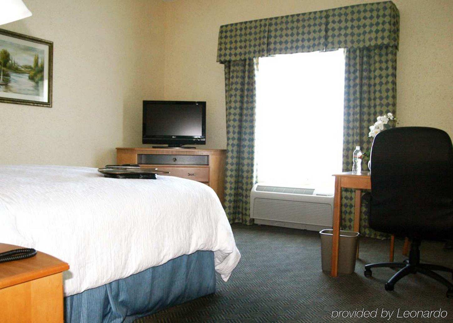 Hampton Inn Dallas-Рокволл Номер фото
