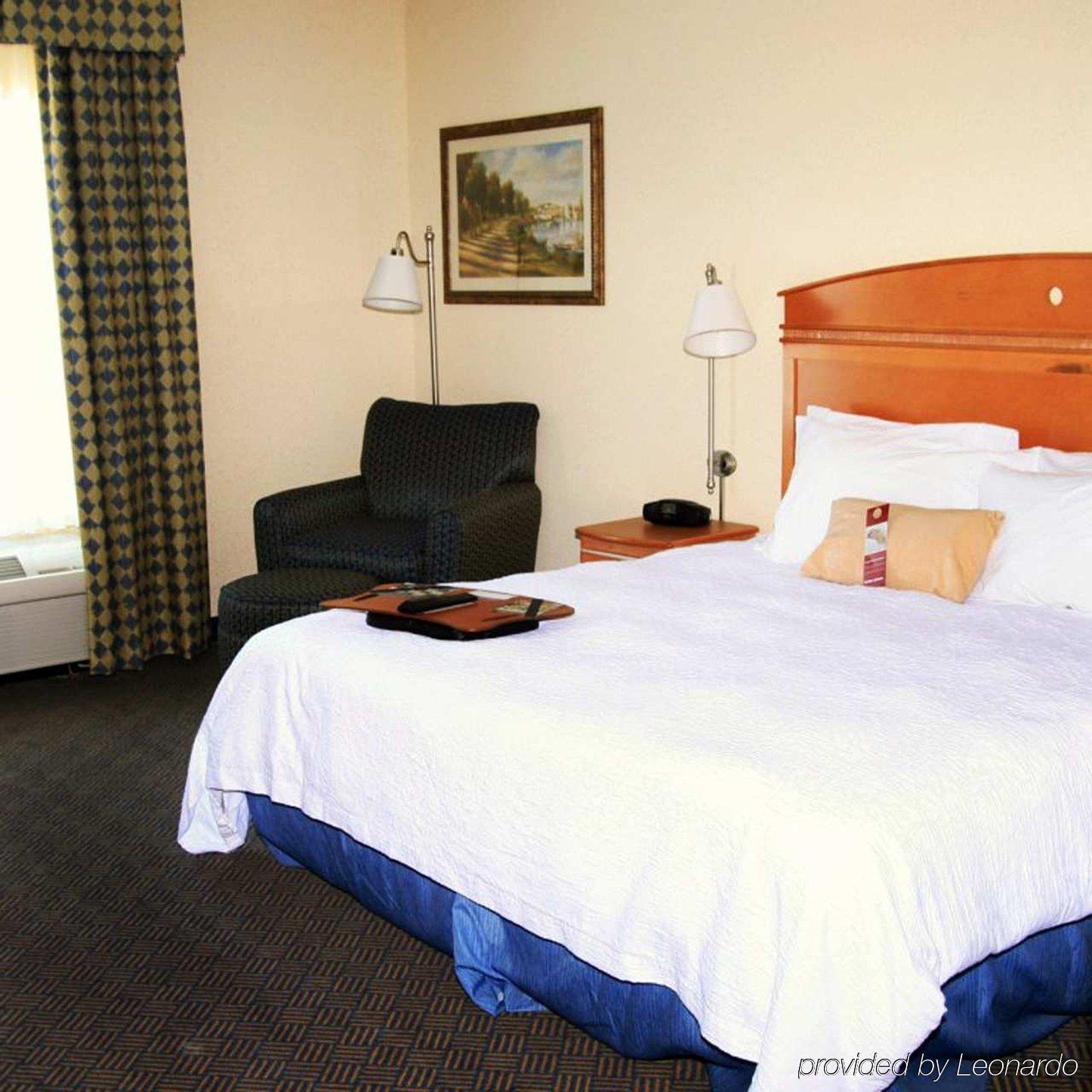 Hampton Inn Dallas-Рокволл Номер фото