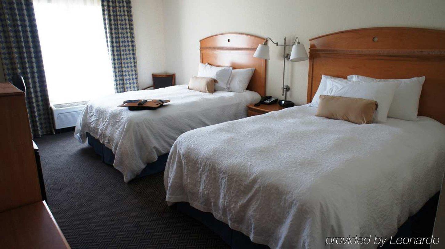 Hampton Inn Dallas-Рокволл Номер фото